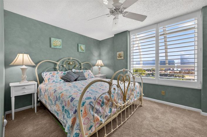 Image No.17-3 Bed Property for sale