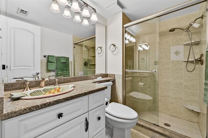 Image No.21-3 Bed Property for sale