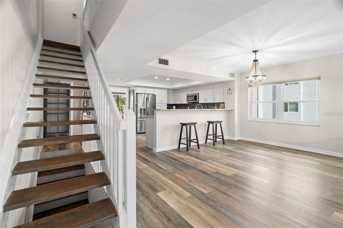 Image No.16-3 Bed Townhouse for sale