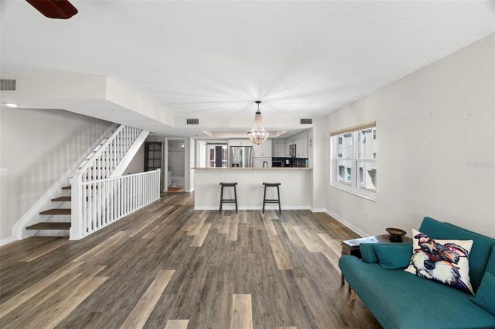 Image No.22-3 Bed Townhouse for sale