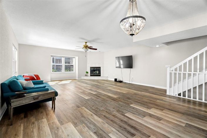 Image No.23-3 Bed Townhouse for sale