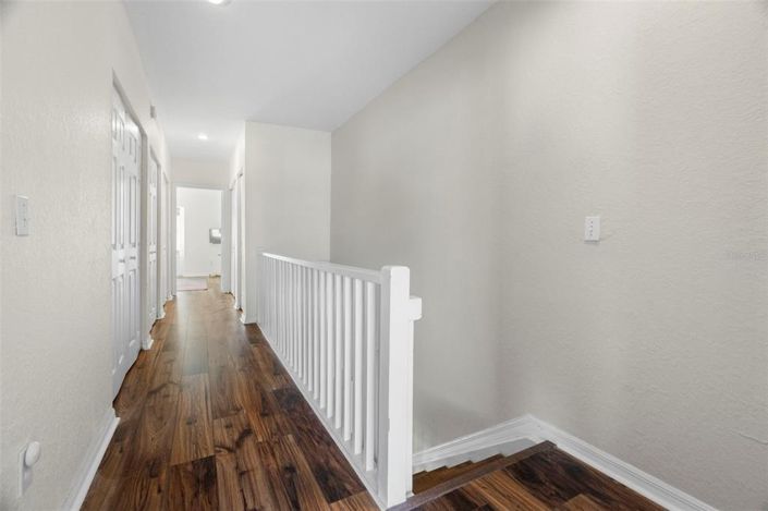 Image No.20-3 Bed Townhouse for sale