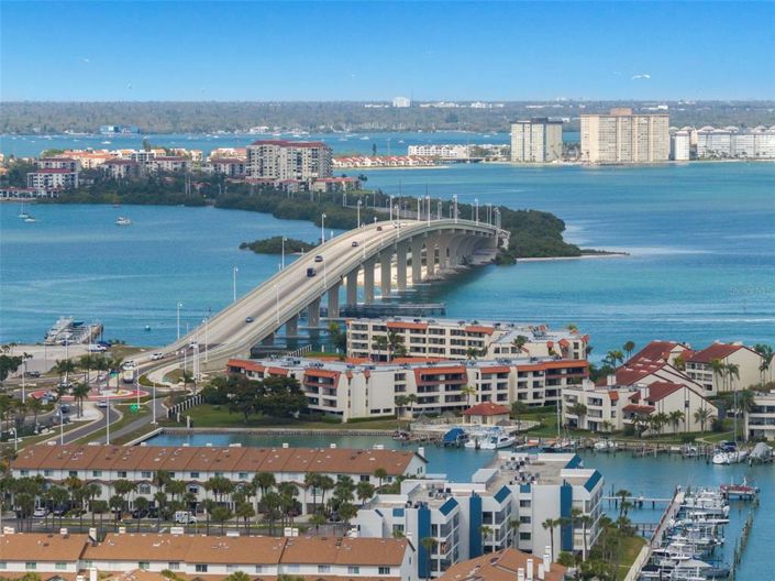 Image No.37-3 Bed Townhouse for sale