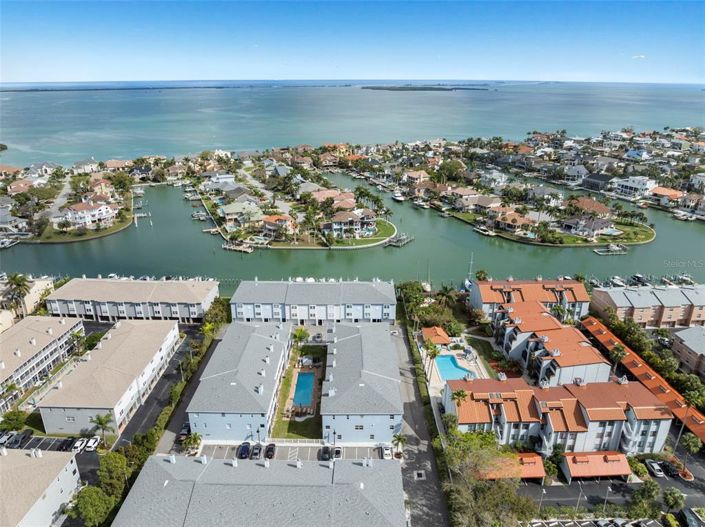 Image No.38-3 Bed Townhouse for sale