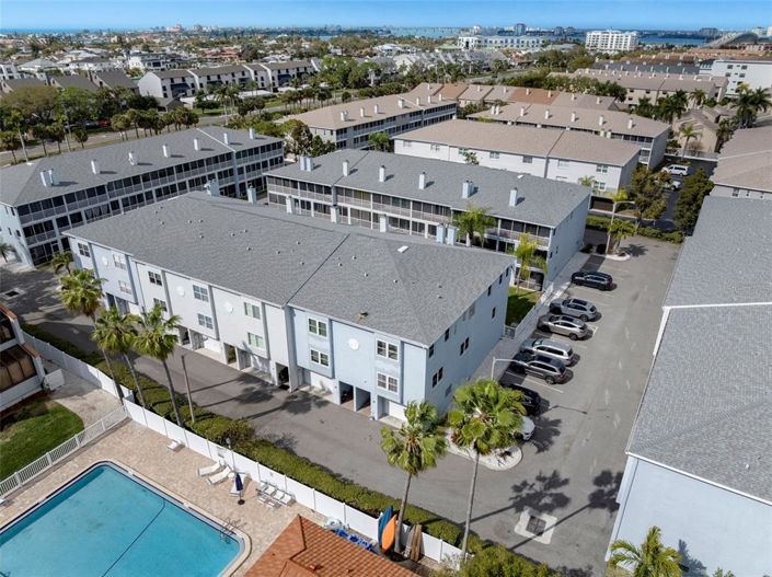 Image No.43-3 Bed Townhouse for sale