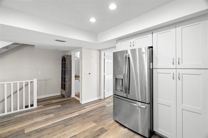 Image No.8-3 Bed Townhouse for sale