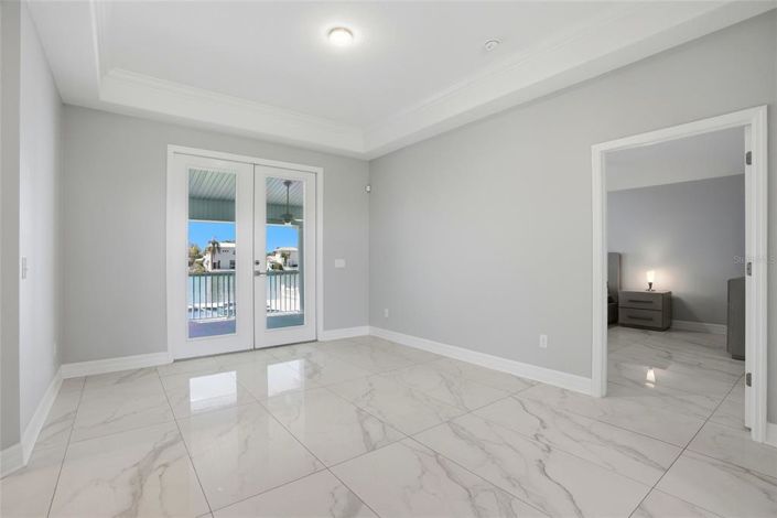 Image No.13-Propriété de 4 chambres à vendre à Treasure Island