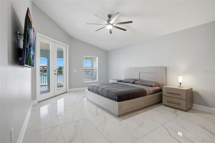 Image No.16-Propriété de 4 chambres à vendre à Treasure Island