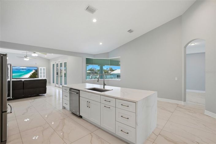 Image No.25-Propriété de 4 chambres à vendre à Treasure Island