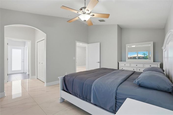 Image No.33-Propriété de 4 chambres à vendre à Treasure Island