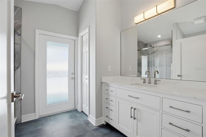 Image No.35-Propriété de 4 chambres à vendre à Treasure Island