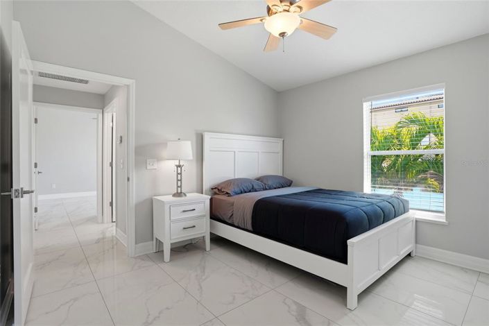 Image No.38-Propriété de 4 chambres à vendre à Treasure Island