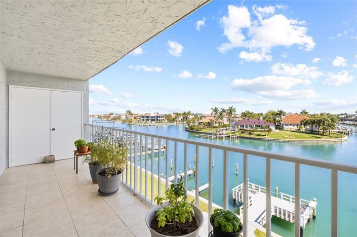 Image No.24-Propriété de 2 chambres à vendre à St. Petersburg