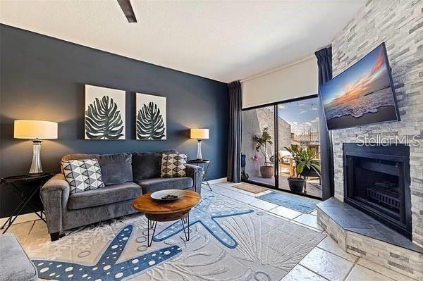 Image No.3-2 Bed Property for sale