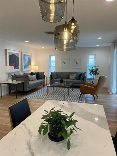 Image No.12-4 Bed Property for sale