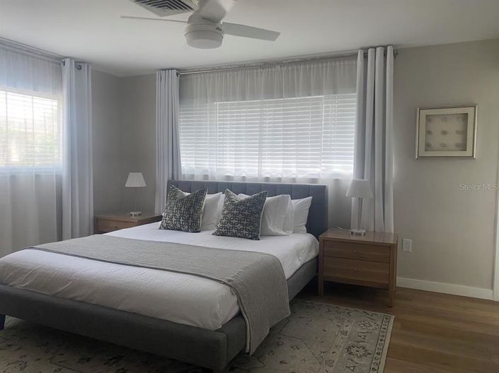 Image No.17-4 Bed Property for sale