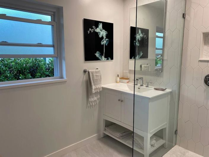 Image No.18-4 Bed Property for sale