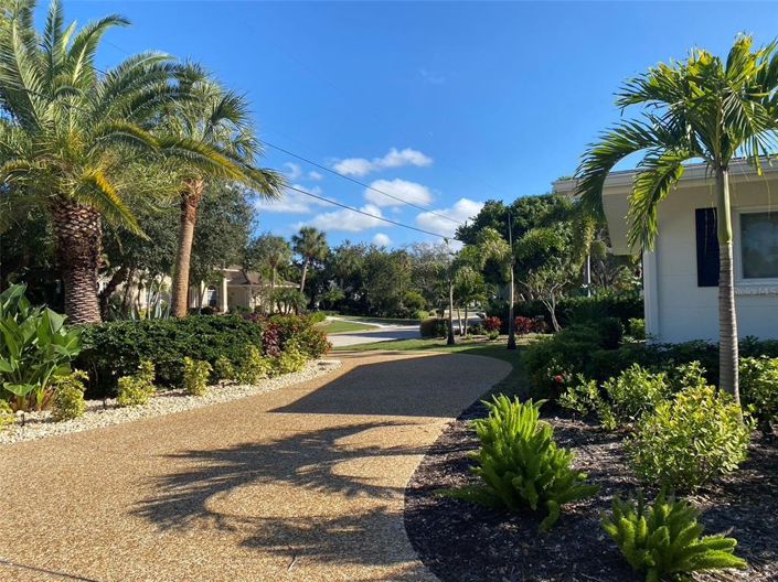 Image No.3-4 Bed Property for sale