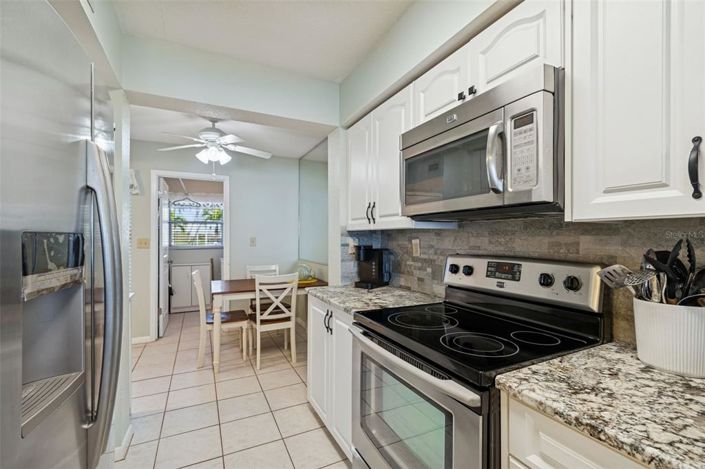 Image No.12-2 Bed Property for sale