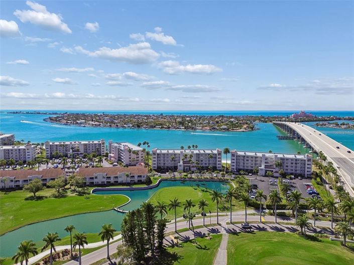 Image No.33-2 Bed Property for sale