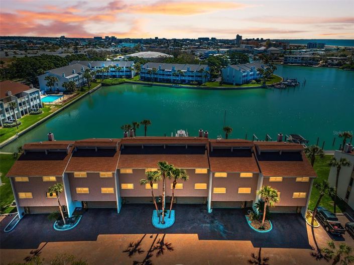 Image No.52-Maison de ville de 3 chambres à vendre à Treasure Island