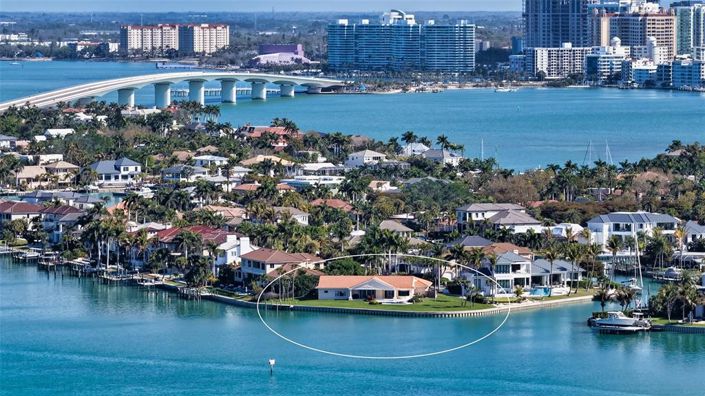 Image No.3-3 Bed Property for sale