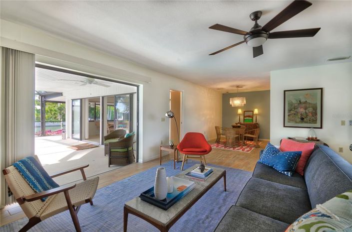 Image No.9-Propriété de 3 chambres à vendre à Holmes Beach