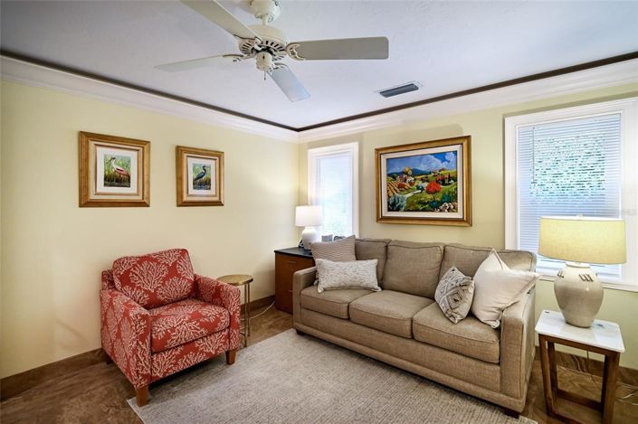 Image No.18-3 Bed Property for sale