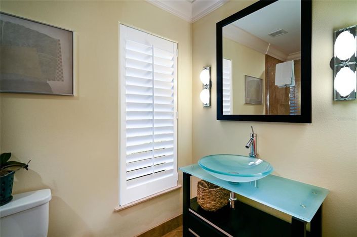 Image No.19-3 Bed Property for sale