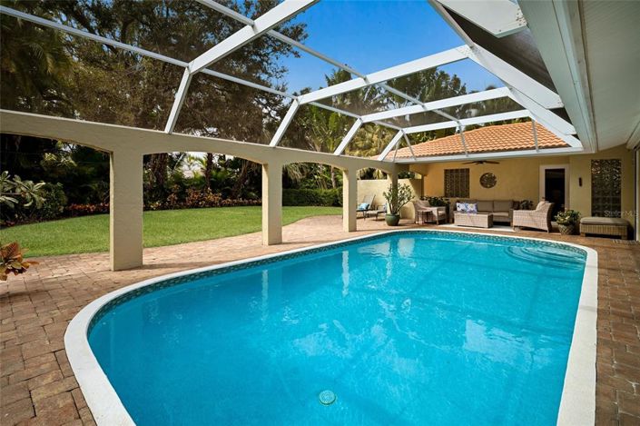 Image No.32-3 Bed Property for sale