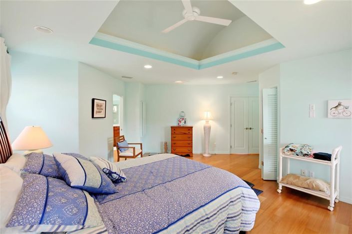 Image No.13-4 Bed Property for sale