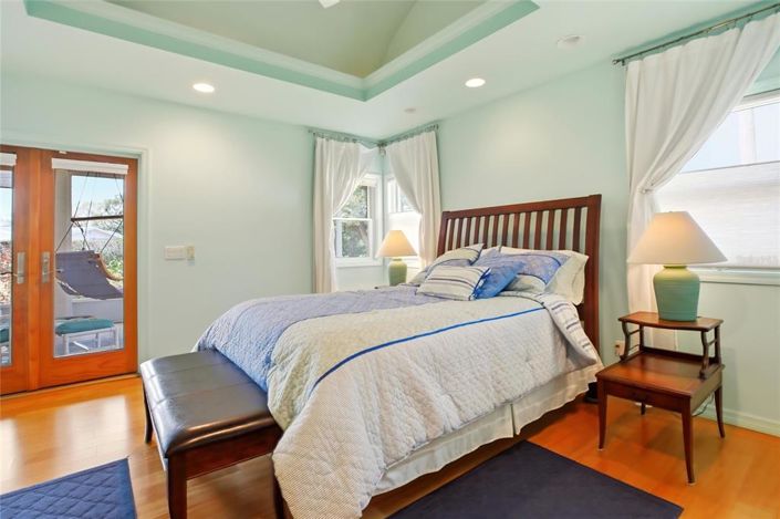 Image No.14-4 Bed Property for sale