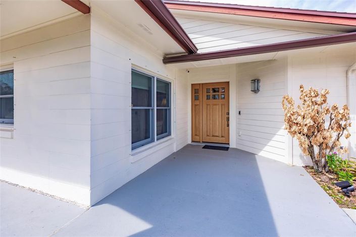 Image No.2-4 Bed Property for sale