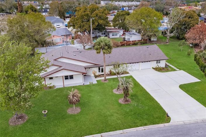 Image No.42-4 Bed Property for sale