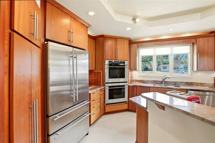 Image No.7-4 Bed Property for sale