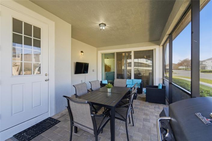 Image No.18-7 Bed Property for sale