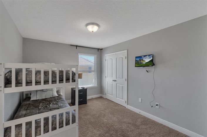 Image No.26-6 Bed Property for sale