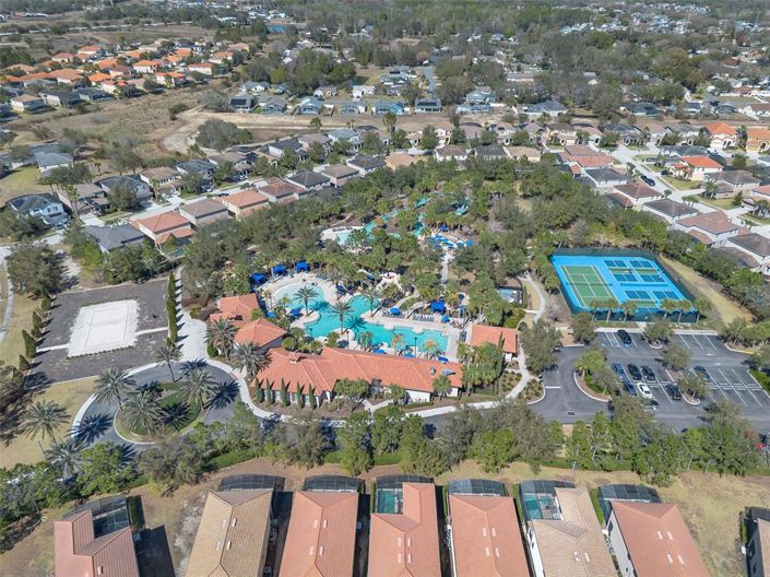 Image No.45-6 Bed Property for sale