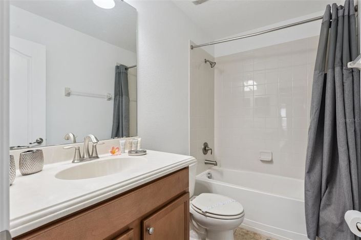 Image No.30-9 Bed Property for sale