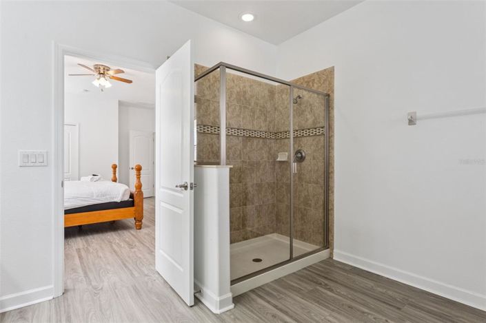 Image No.33-9 Bed Property for sale