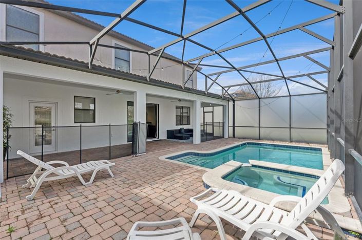 Image No.43-9 Bed Property for sale