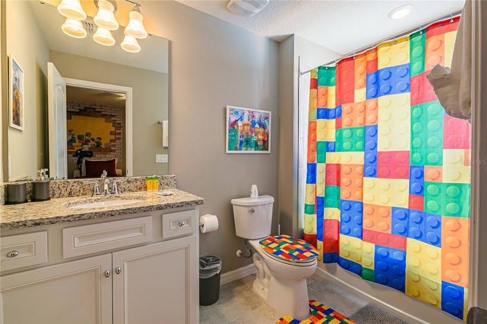 Image No.43-5 Bed Property for sale