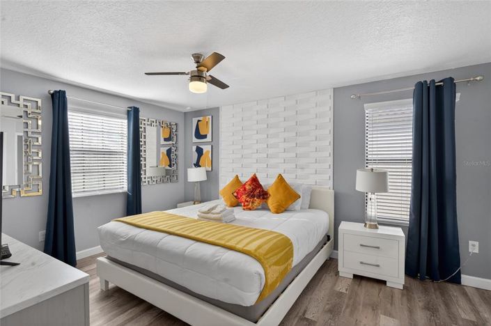 Image No.42-7 Bed Property for sale