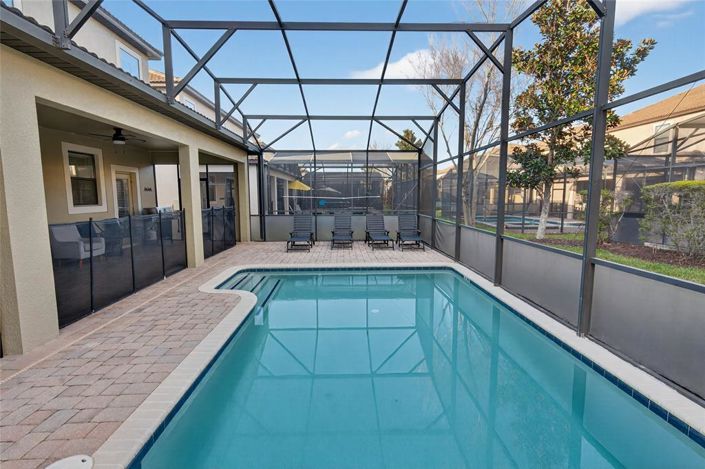 Image No.51-7 Bed Property for sale