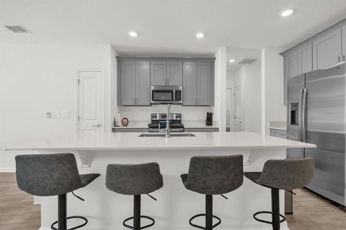 Image No.2-3 Bed Property for sale