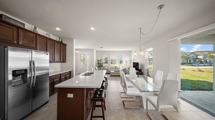 Image No.10-3 Bed Property for sale