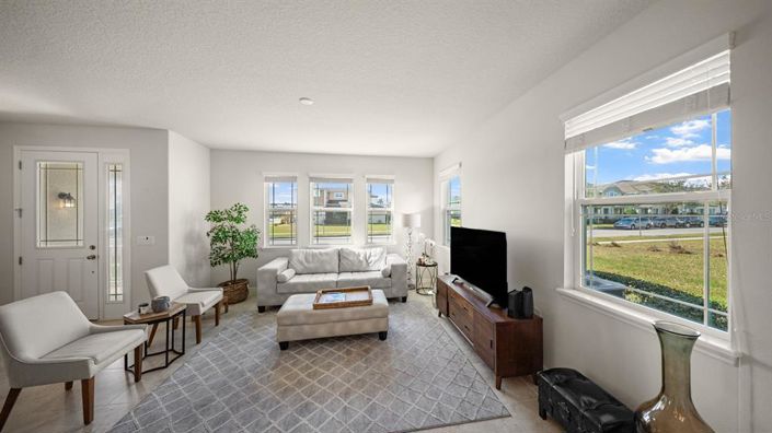 Image No.11-3 Bed Property for sale