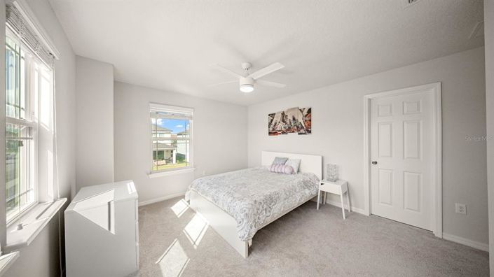 Image No.27-3 Bed Property for sale