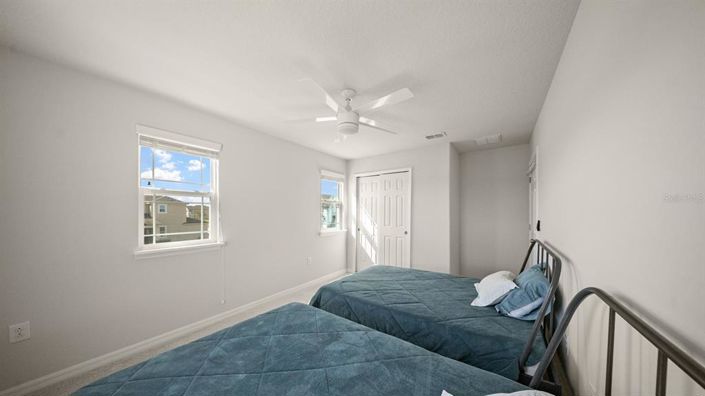 Image No.31-3 Bed Property for sale