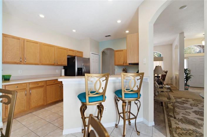 Image No.10-4 Bed Property for sale